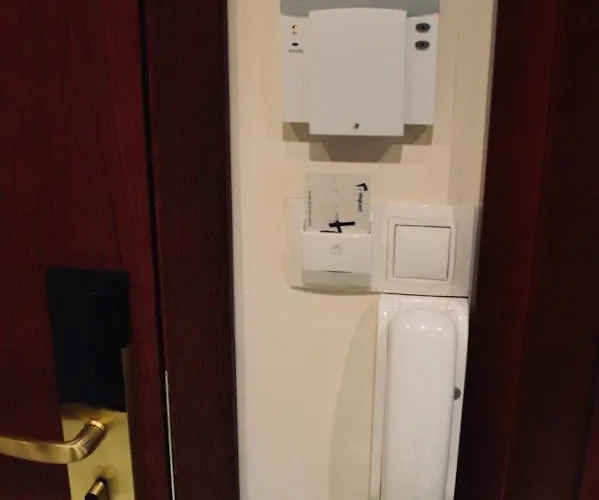 Elinor - Downtown Apartament